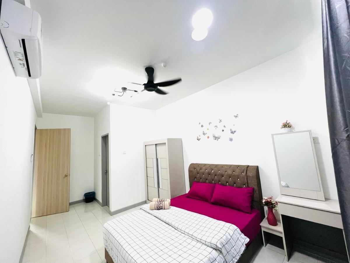 Ureshii Homestay Ladang Tanjung Kuala Terengganu With Pool Экстерьер фото
